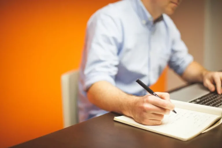 How to Use Writer Portfolios to Write Better