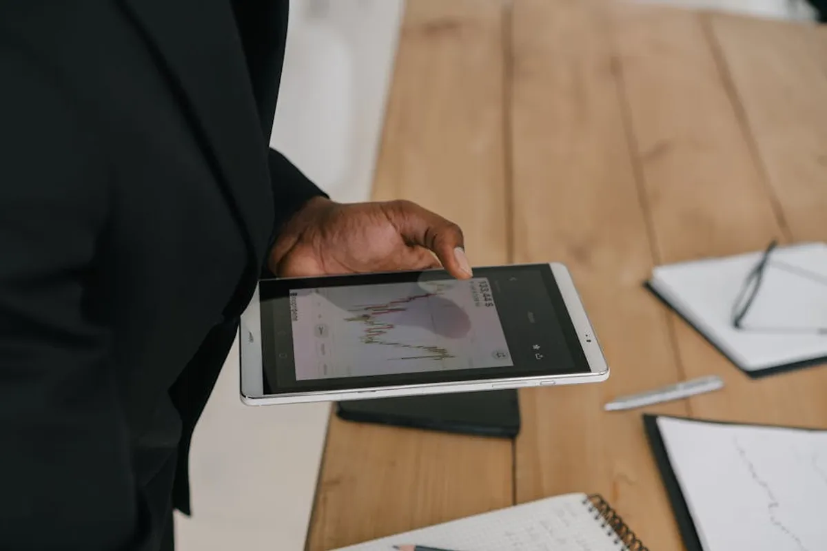 theinstanavigation.com Search Intent: What digital publishers Can Learn From Niche Brand Searches